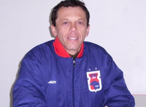 Piau confirma tcnico gacho para dirigir o time em 2013