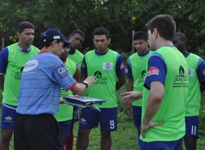 Alvo, Fernando Tonet defende retorno ao Piau: Me adequo s condies