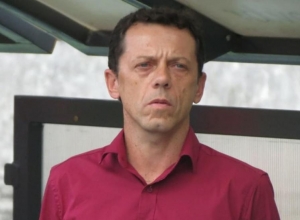 Tonet fez o Marclio melhorar o rendimento e ter disciplina em campo