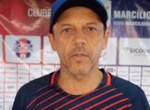 Fernando Tonet fala de qualidades de atacante treinado por ele e foi contratado pelo Vasco