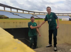 Fernando Tonet volta ao comando do Altos-PI